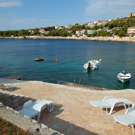 Apartments By The Sea Bilo, Primosten - 14601 Exterior foto